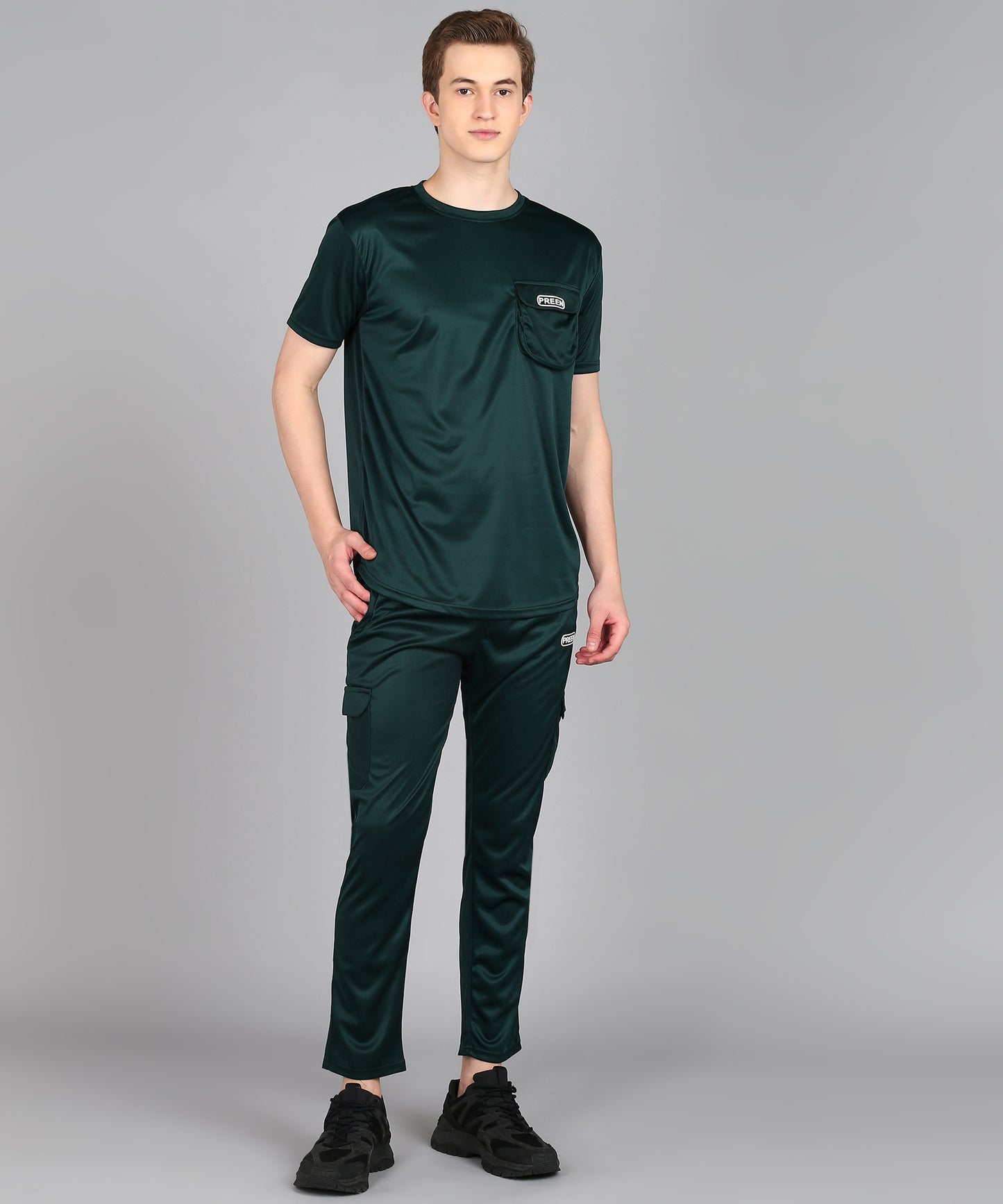 Preen Men's Green Colour Solid T-shirt and Lower Set