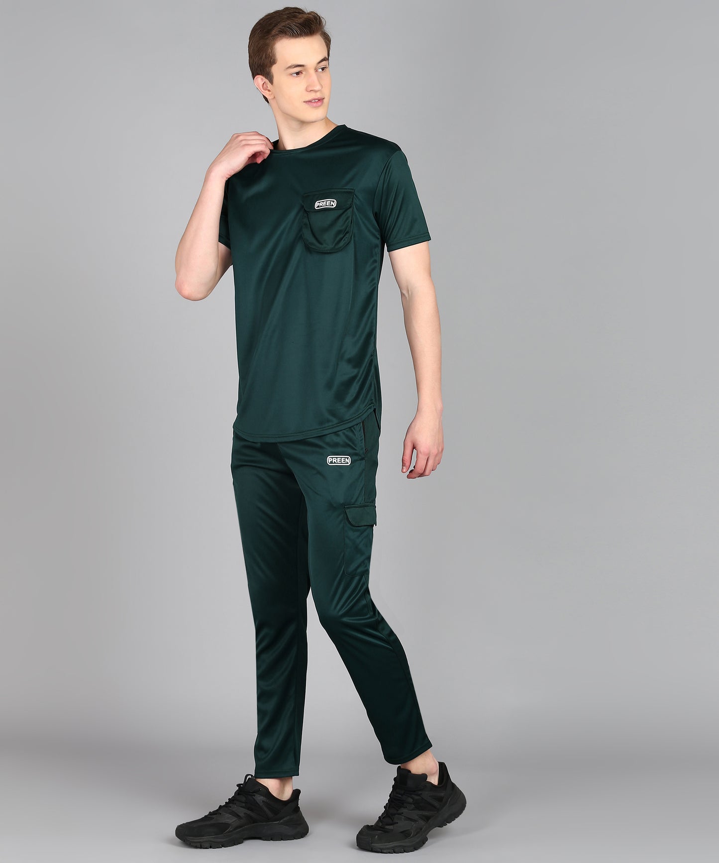 Preen Men's Green Colour Solid T-shirt and Lower Set