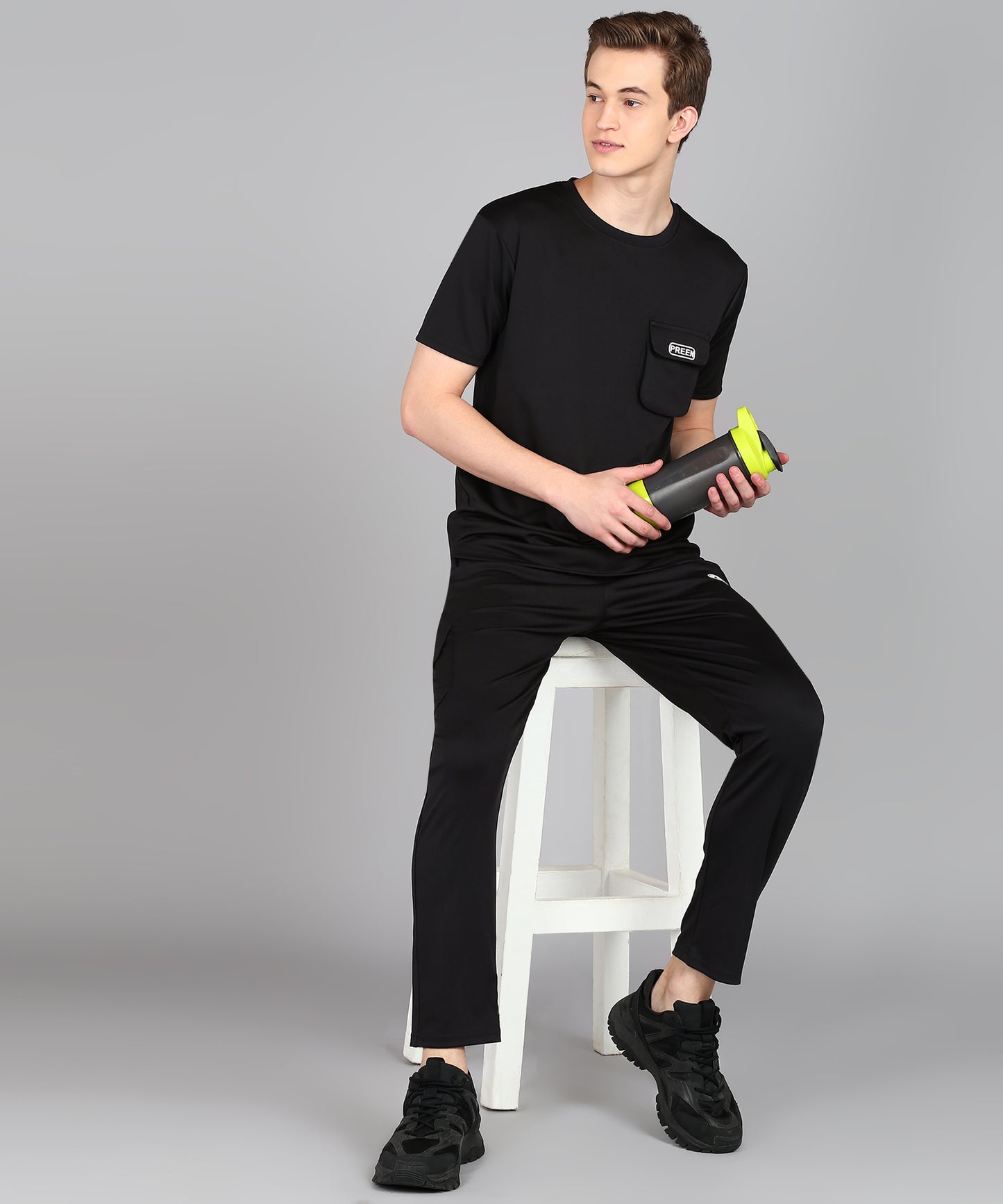 Preen Men's Black Colour Solid T-shirt and Lower Set