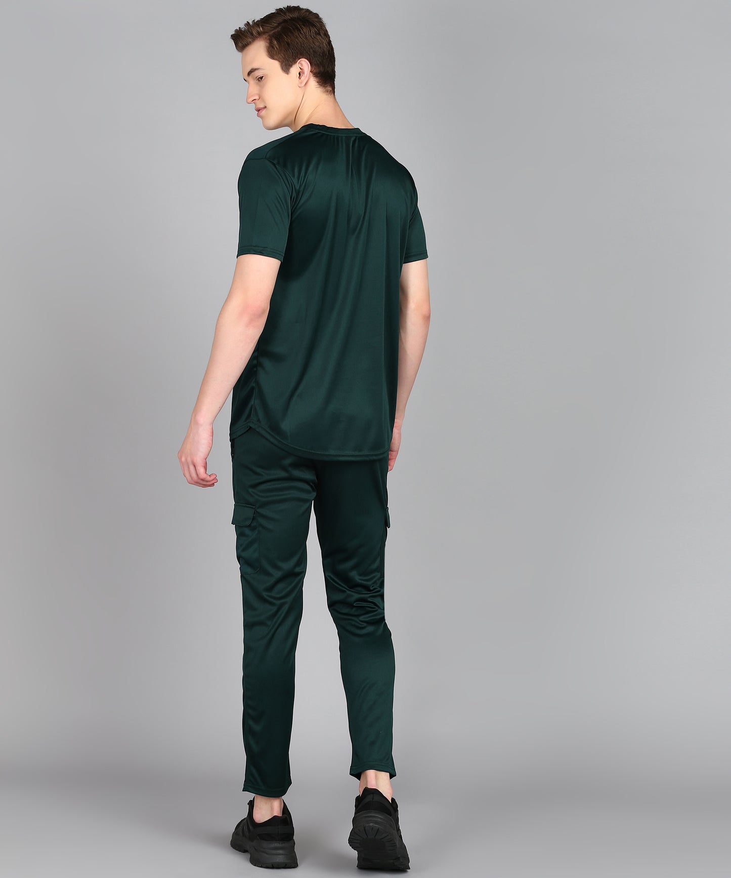 Preen Men's Green Colour Solid T-shirt and Lower Set